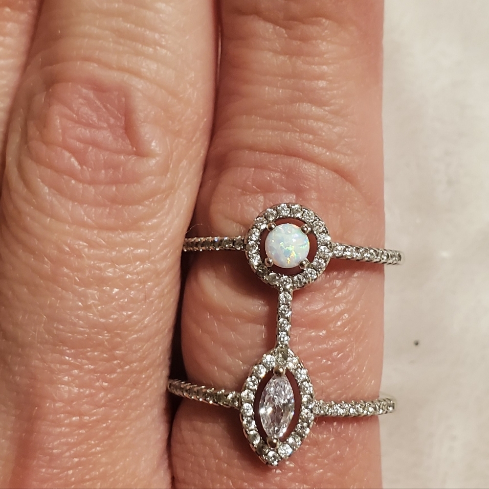 925 knuckle Ring opal sz 8